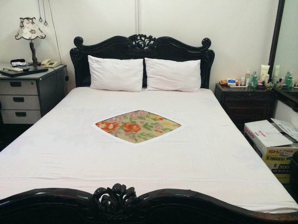 Ngoc Linh Hotel Hanoi Buitenkant foto