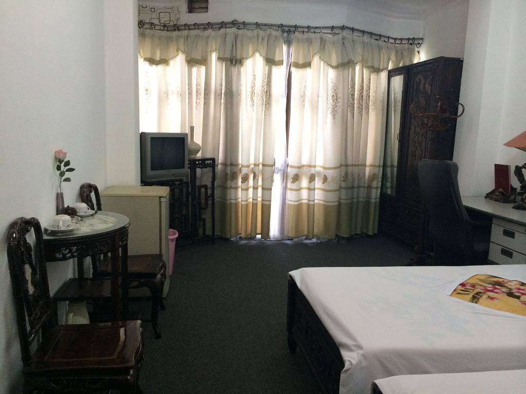 Ngoc Linh Hotel Hanoi Buitenkant foto