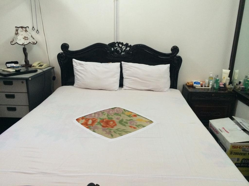Ngoc Linh Hotel Hanoi Buitenkant foto